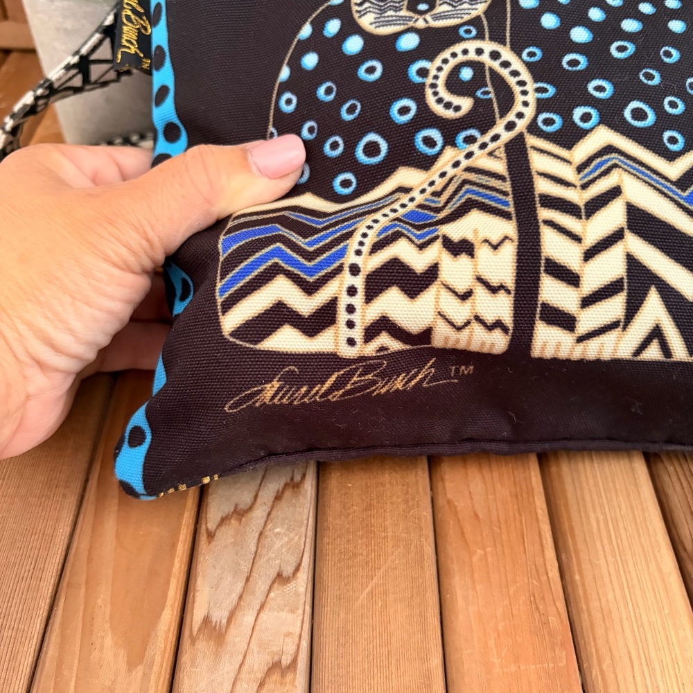 Laurel Burch Beaded Cat
Crossbody Bag Boho Tribal Art
Shoulder Purse - Picture 6 of 9